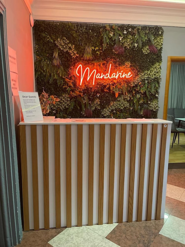 Mandarine Hostel