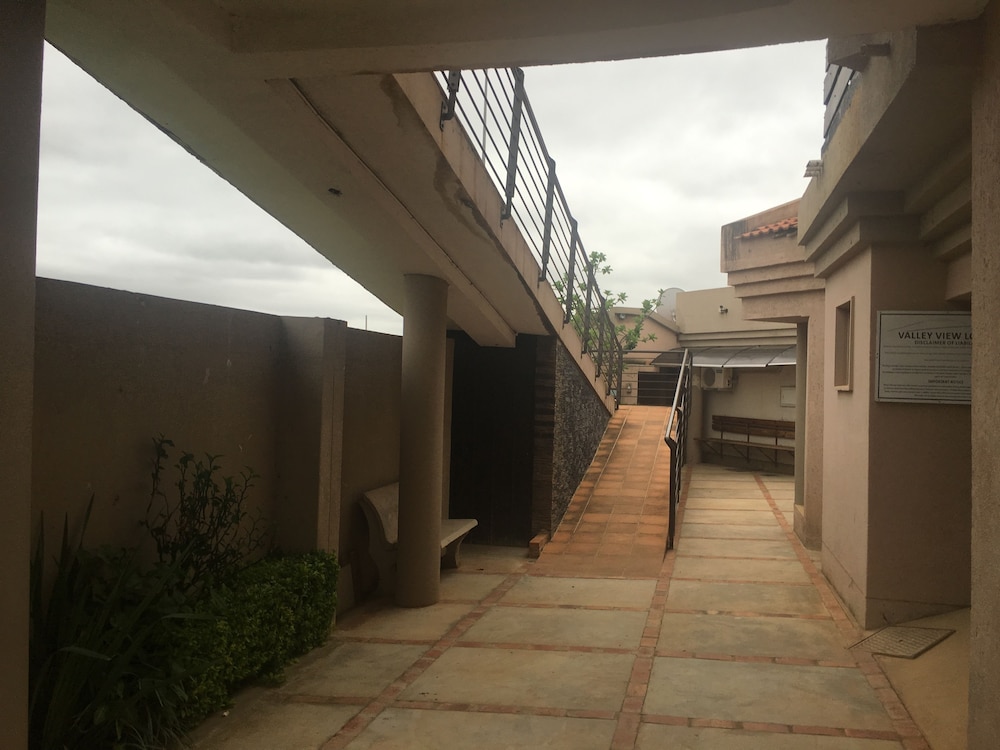 Valley View Lodge