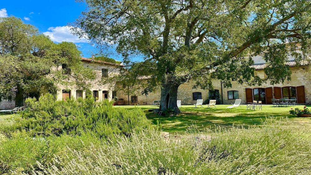 Beautiful Exclusive Pool Villa - Close to Spoleto bar Shops, Restaurants - Property Image 34