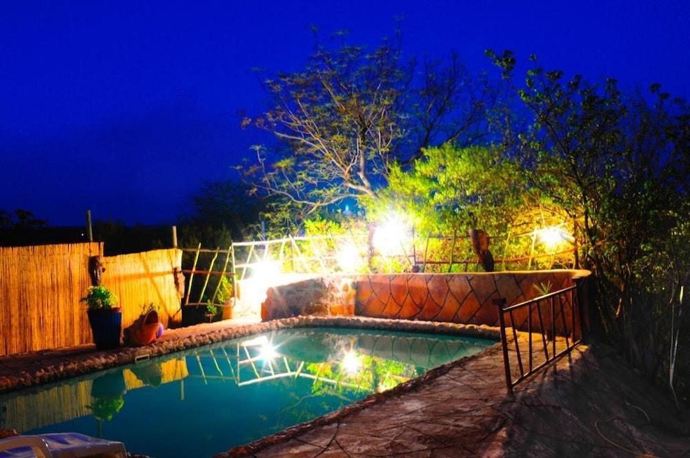 Lesoma Valley Lodge