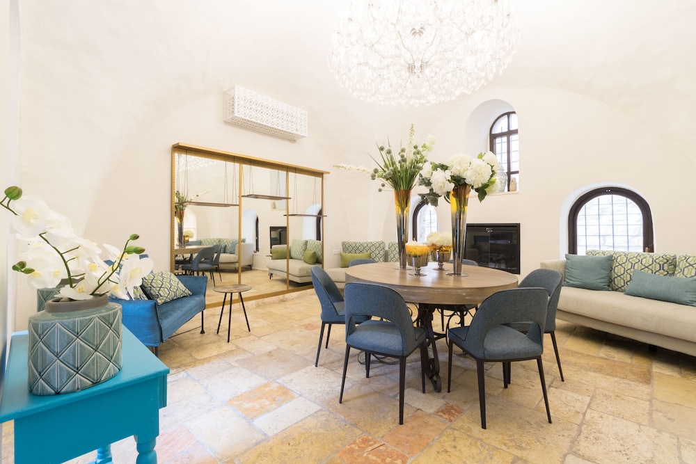 Villa Mamilla