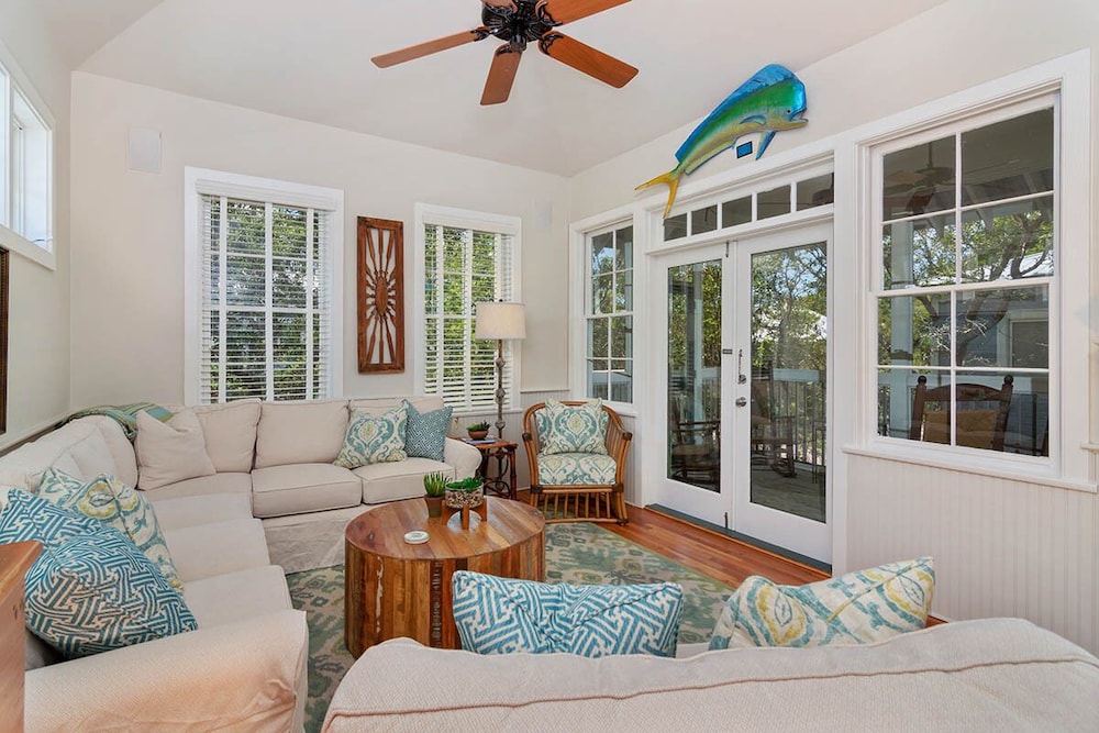 Cottage Rental Agency - Seaside, Florida