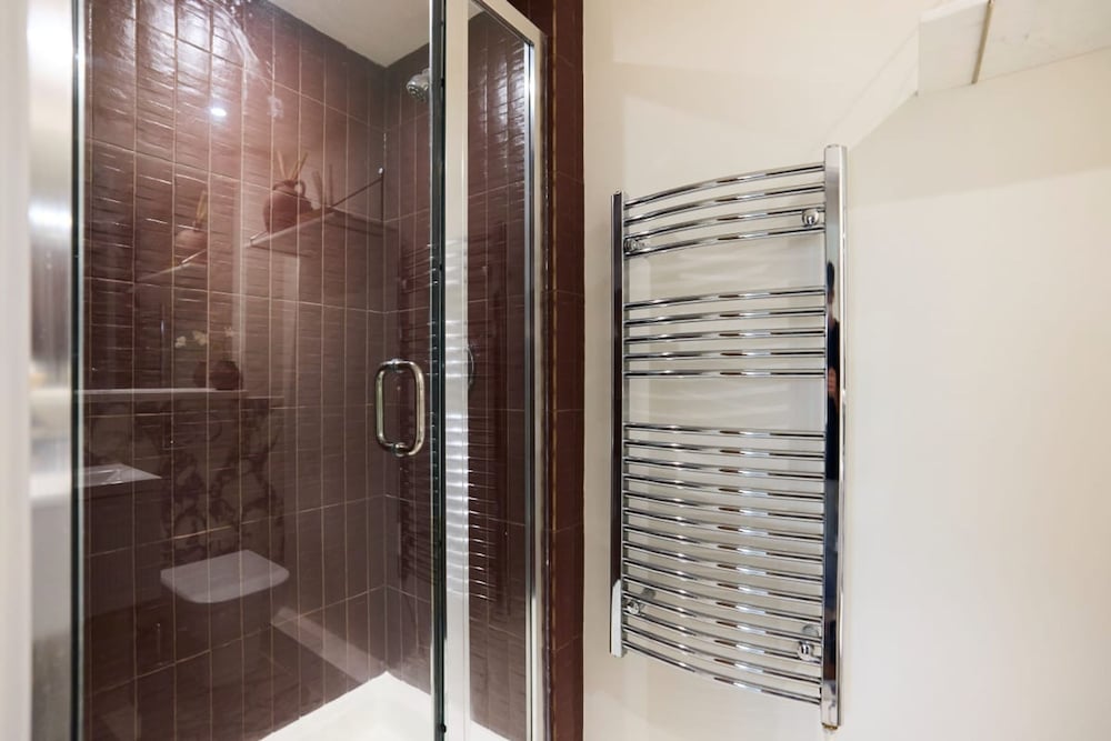 The Brick Lane Arms - Breathtaking 2bdr Penthouse With Balcony