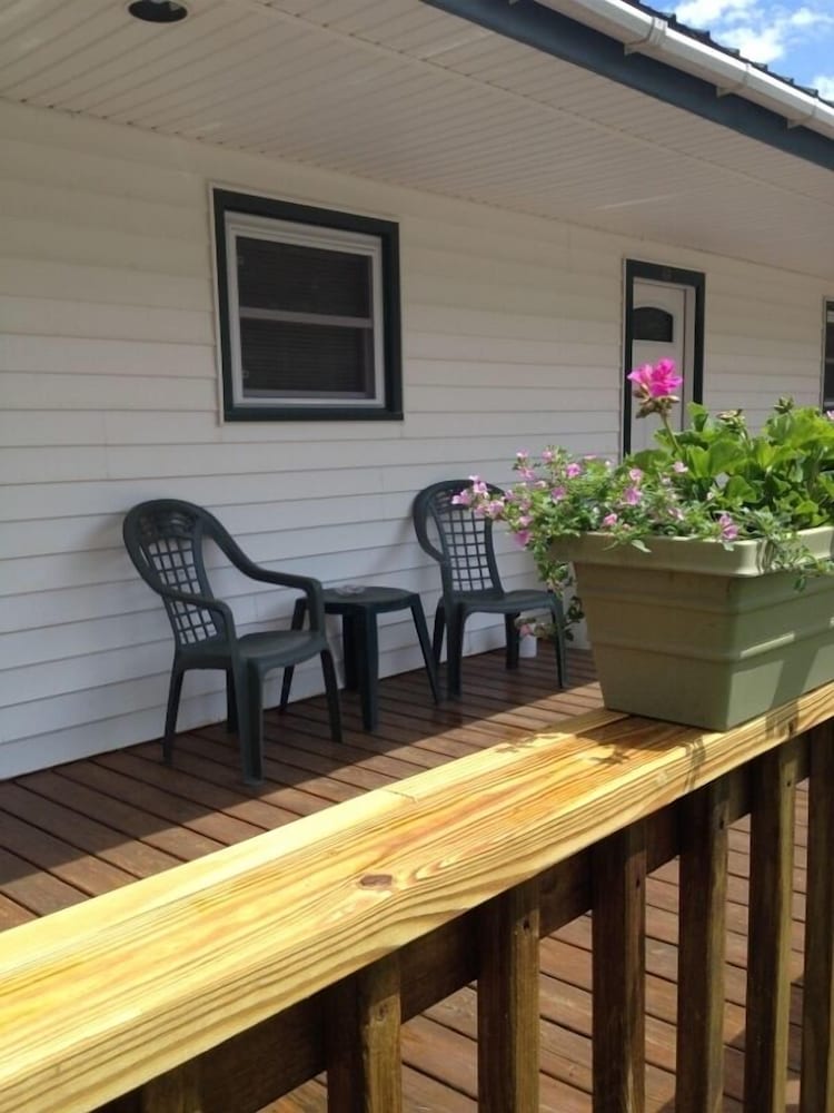 Greenville Vacations - Baumann's Brookside Resort - Property Image 16