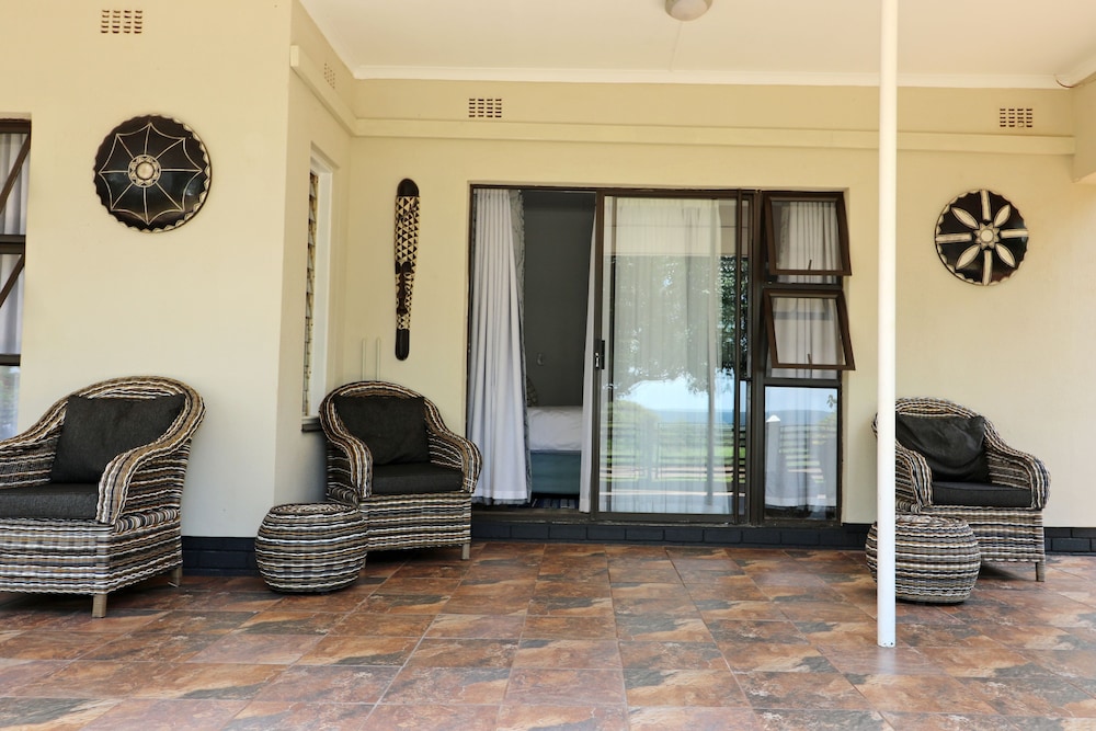 Hluhluwe Vacations - Msitu Kwetu Lodge  Safaris - Property Image 5