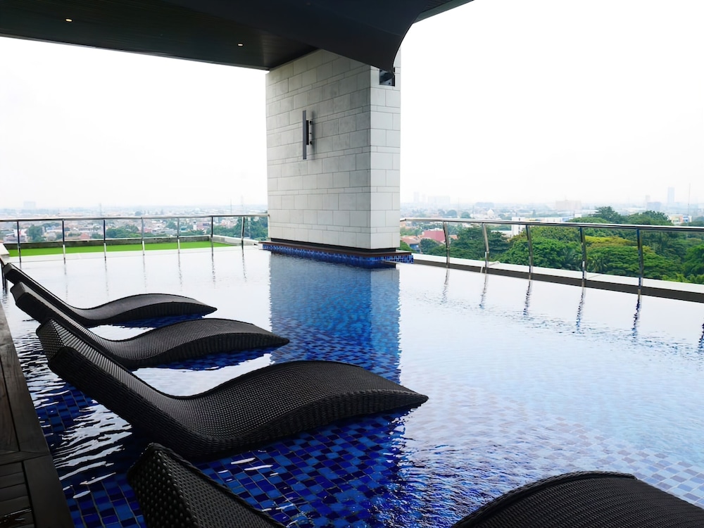 Fairview House - Luxstay near Airport