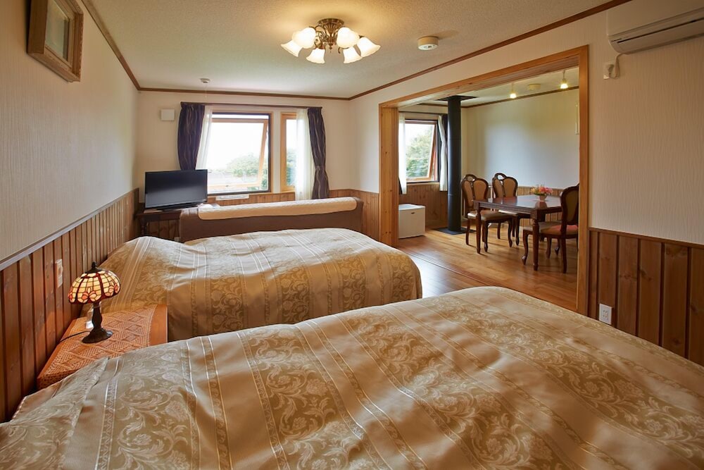 Auberge Millau view 4
