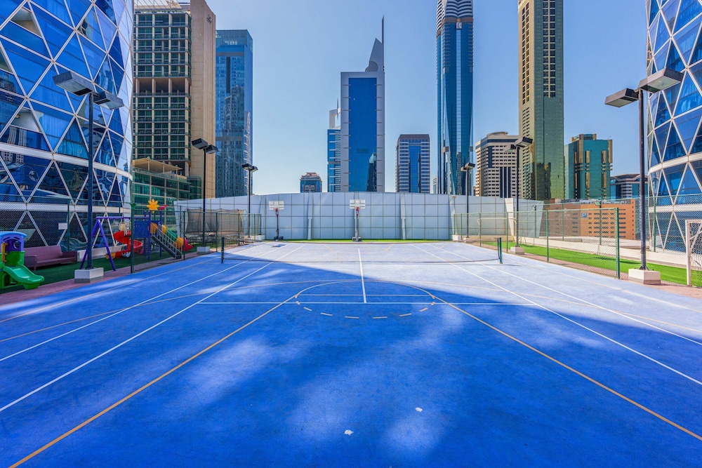 Well-furnished 3 Bedroom in Park Towers Difc