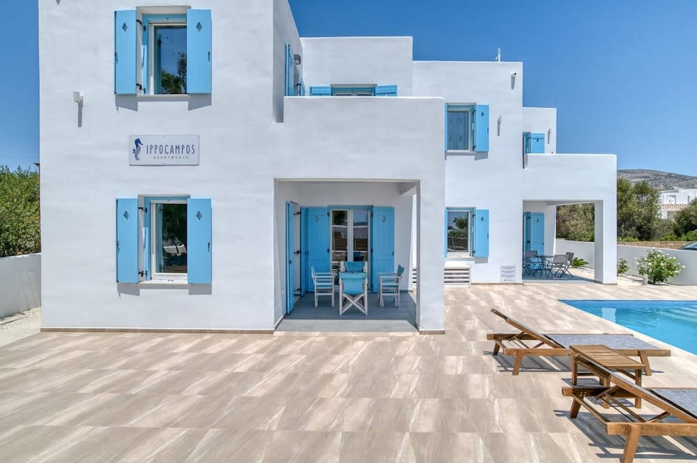Seaside Splendor - Apollo s Poolside Retreat