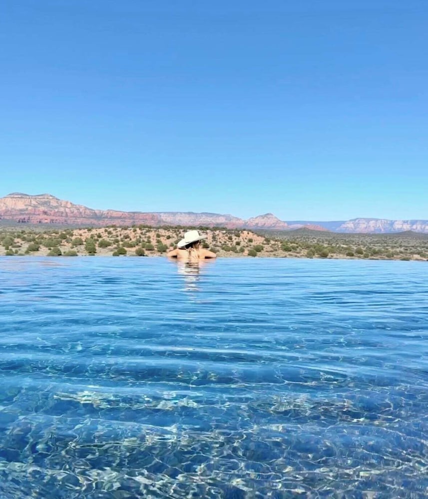 The Sanctuary at Sacred Mesa-infinity Pool-sedona