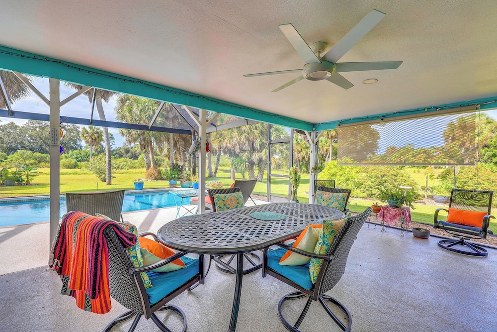 Heated Pool + Spacious Yard: Port Charlotte Escape