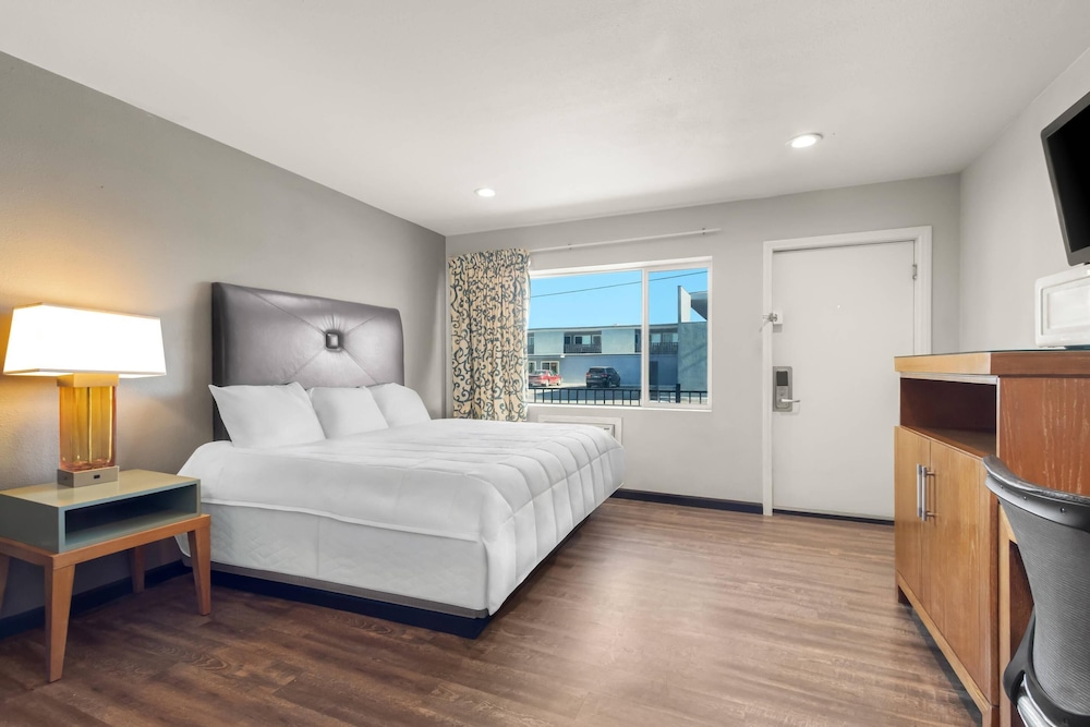 Suburban Studios Ridgecrest near China Lake Naval Station