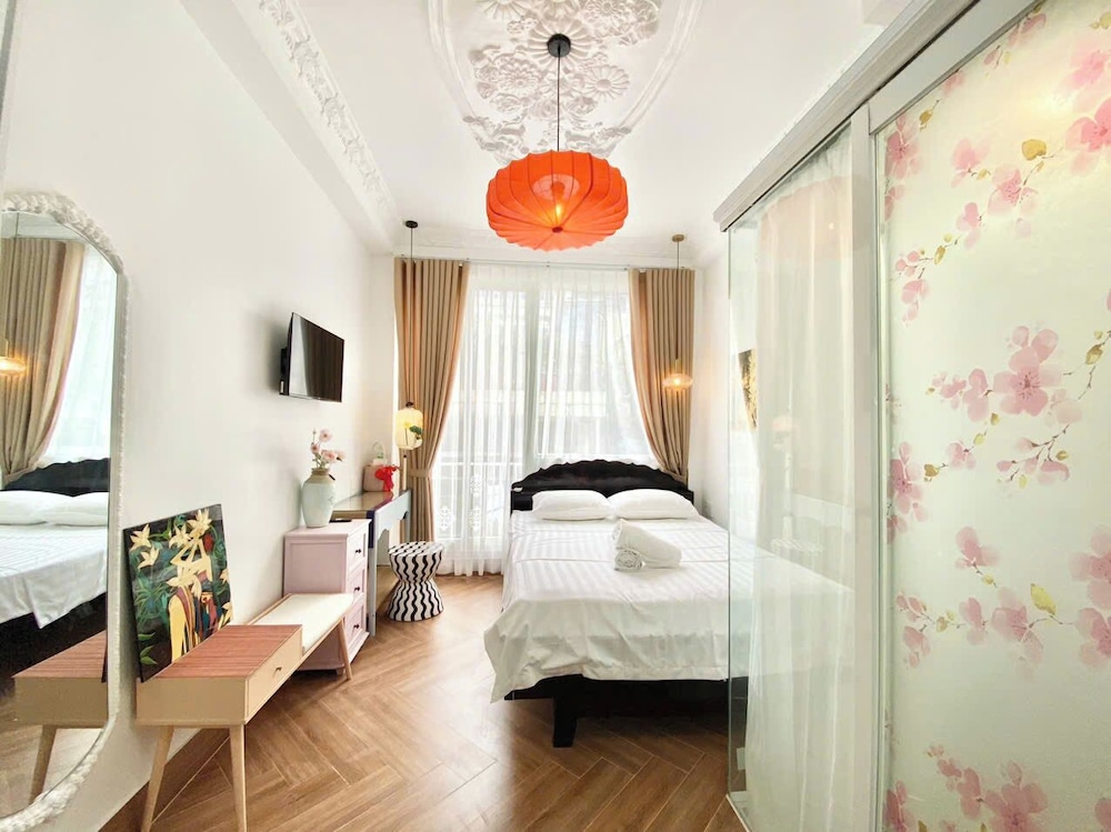 Cherry Blossom Boutique Hotel