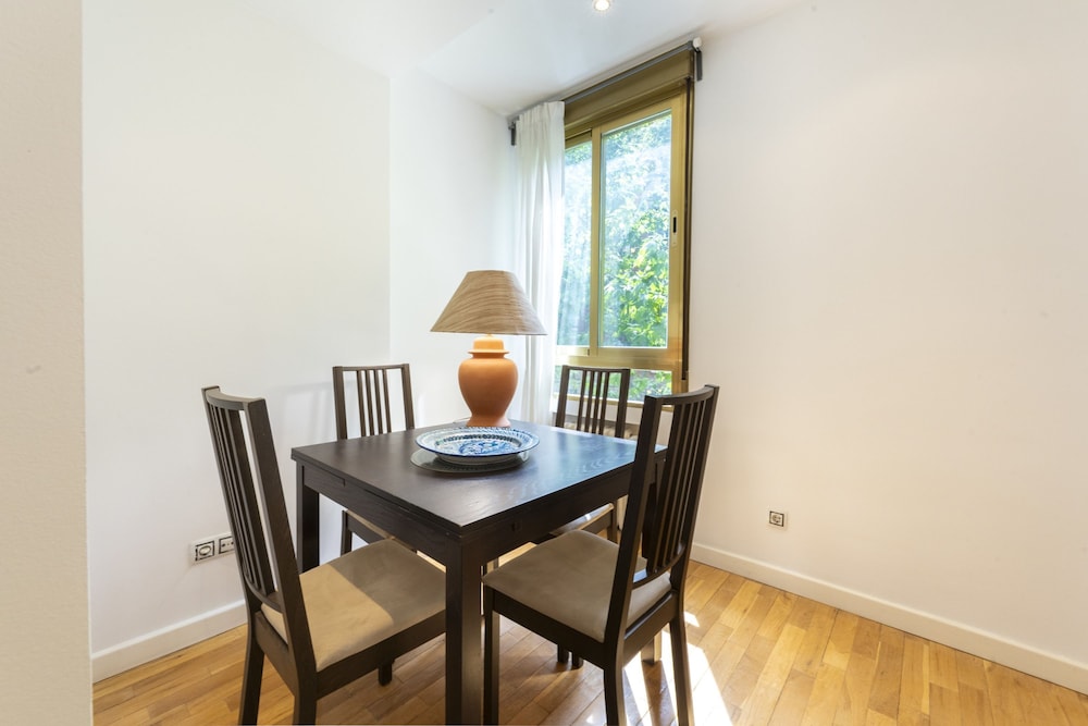 M Ore461 Piso de 1 Dormitorio y Balc n -alquiler