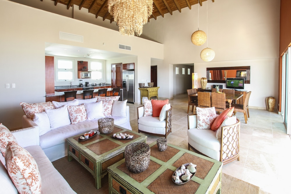 Punta Palmera Cap Cana by Essenza Retreats