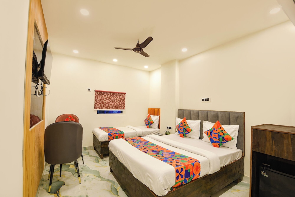 Fabhotel Blue Bell