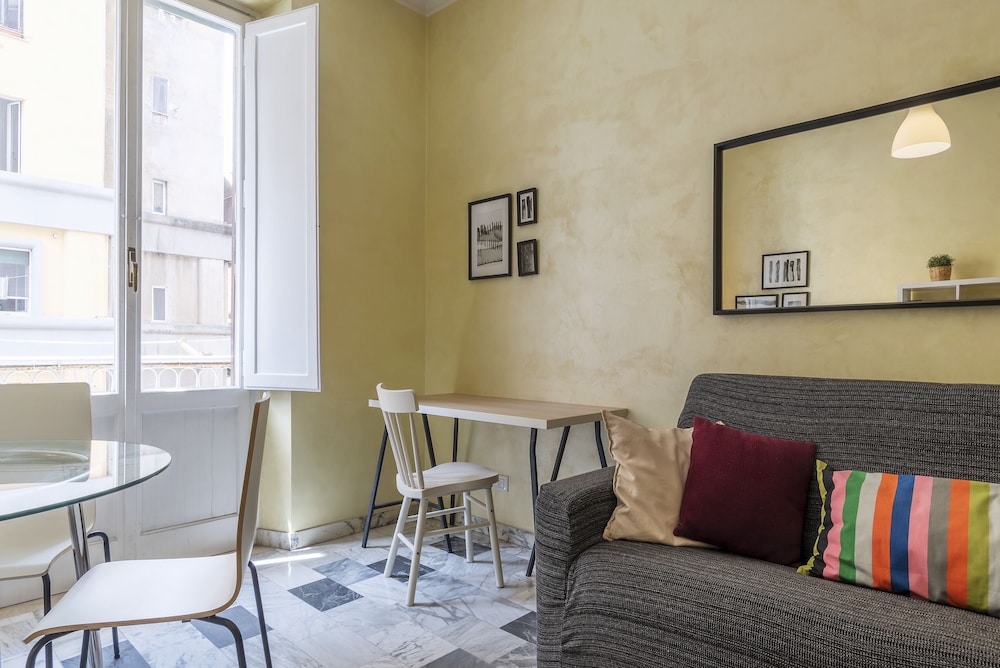 Appio Latino Cosy Flat