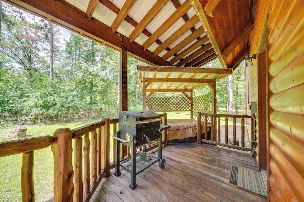 4 Mi to Broken Bow Lake: 'wee Bear Cabin' Getaway!