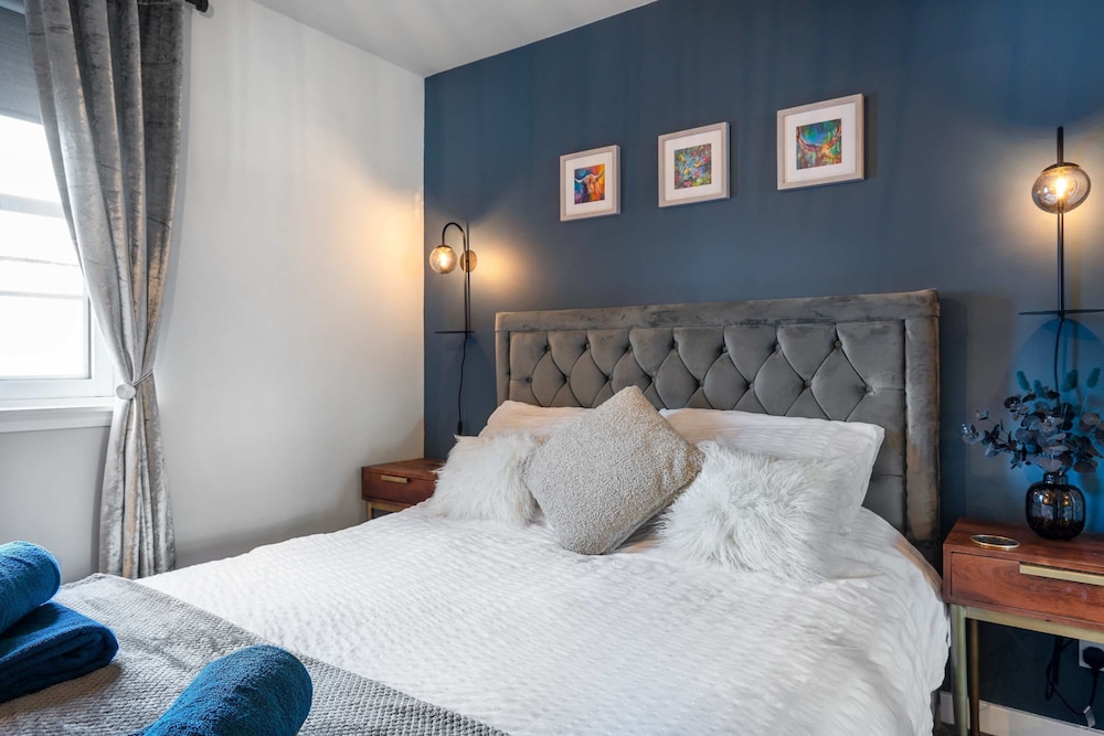 Central-1bed Flat in Aberdeen Area