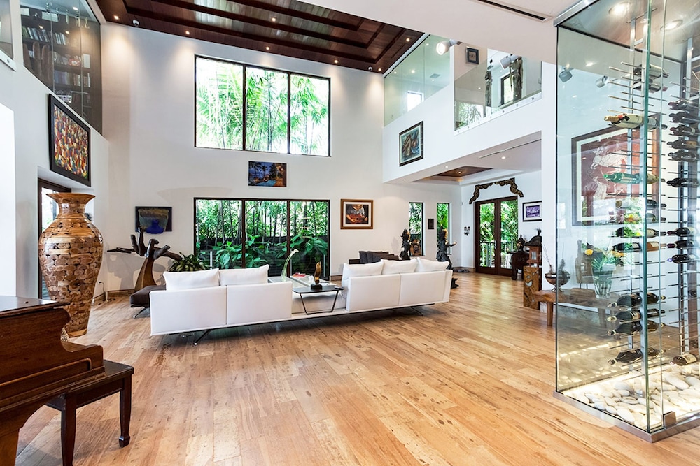 5 Bedroom Homes in Miami Beach by TMG