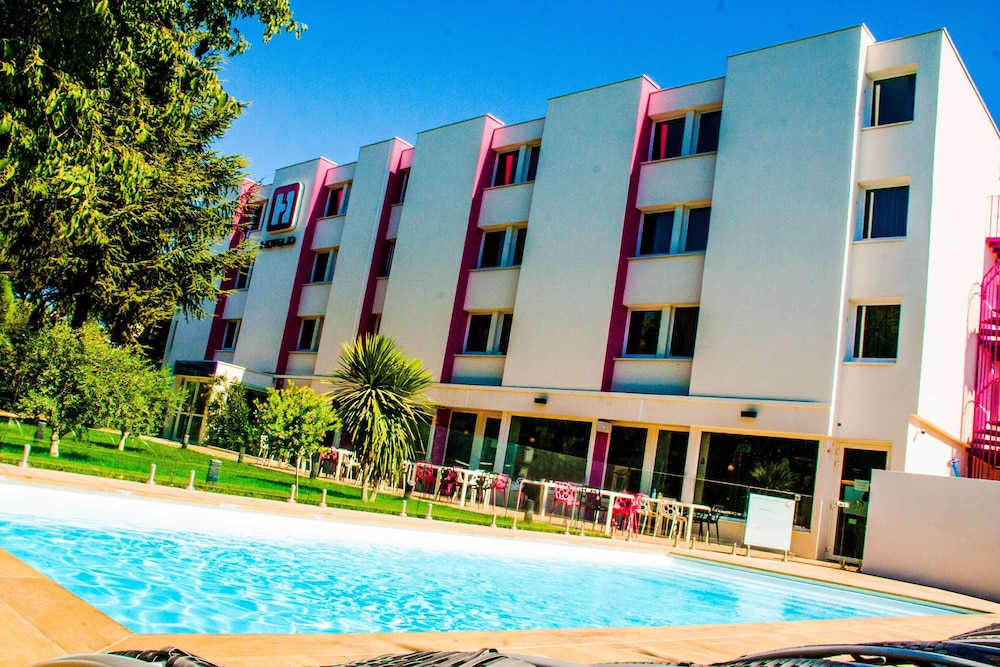 Lattes Vacations - Best Western Hotelio Montpellier Sud - Property Image 1
