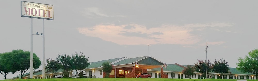 Lake Eufaula Inn