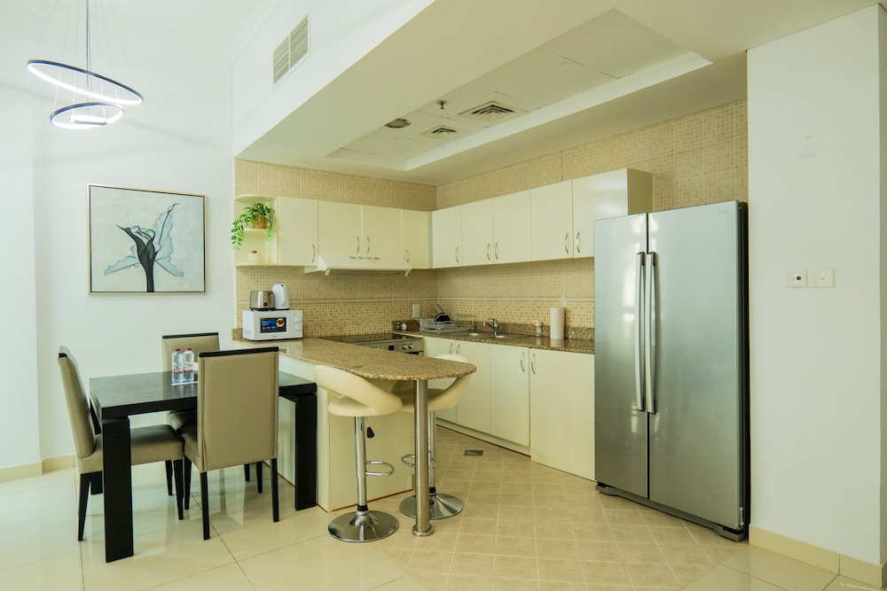 Venduras Elegant 1BR Dubai Marina