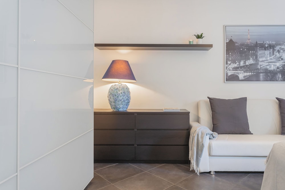 Chiara's Apartment by Rent all Como