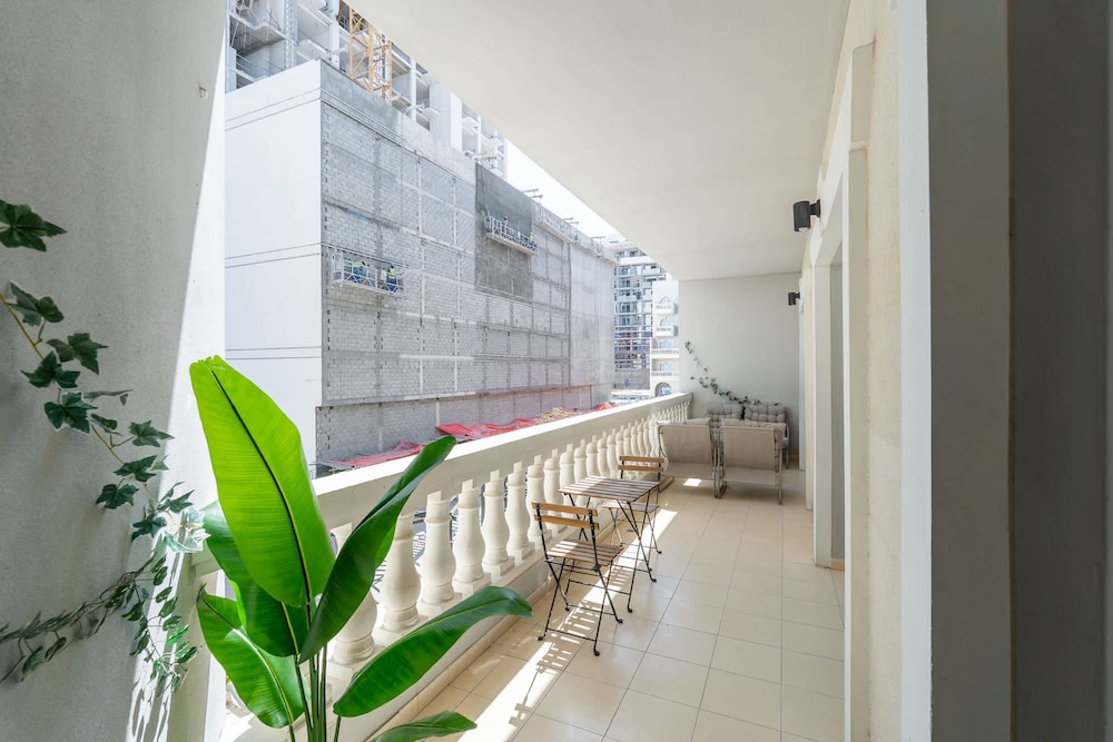 Stylish and Spacious Apartment in Vibrant JVC Dubai