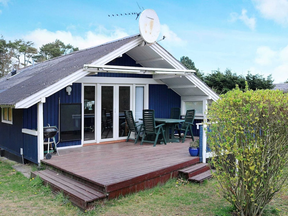 Serene Holiday Home in Hadsund near Sea view 3