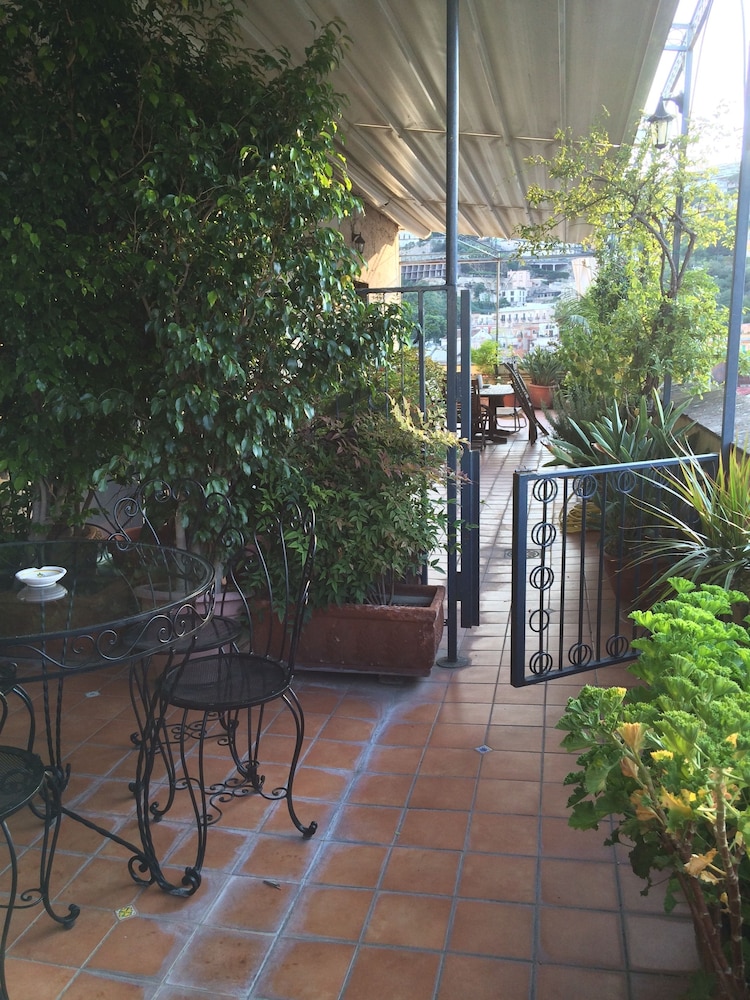 Casa Miranapoli