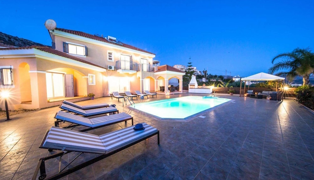 Villa Sanctuary