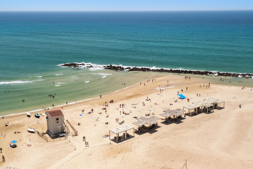 HaCarmel Beach Penthouse by Sea N Rent