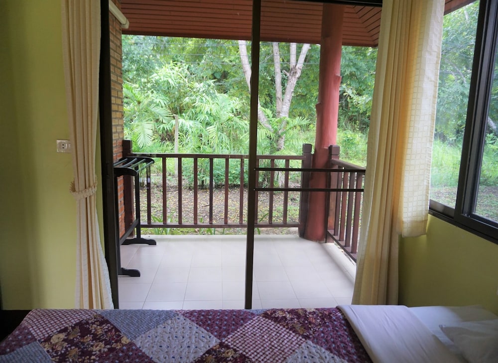 Mae Rim Vacations - Ban Rai Tin Thai Ngarm Eco Lodge - Property Image 11