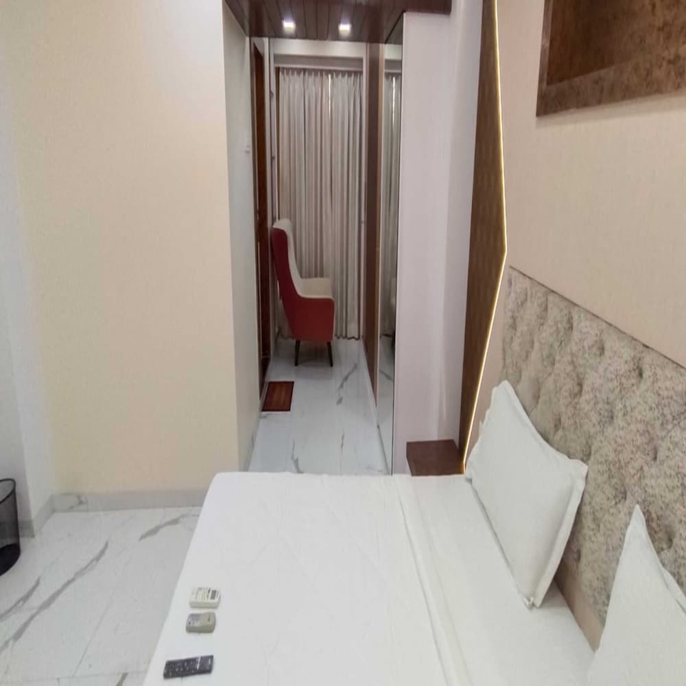 The Diplomat Villa view 4