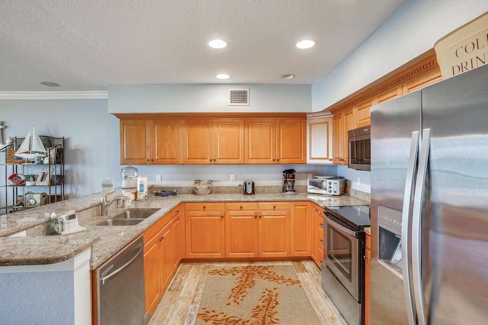 Oceanside 302