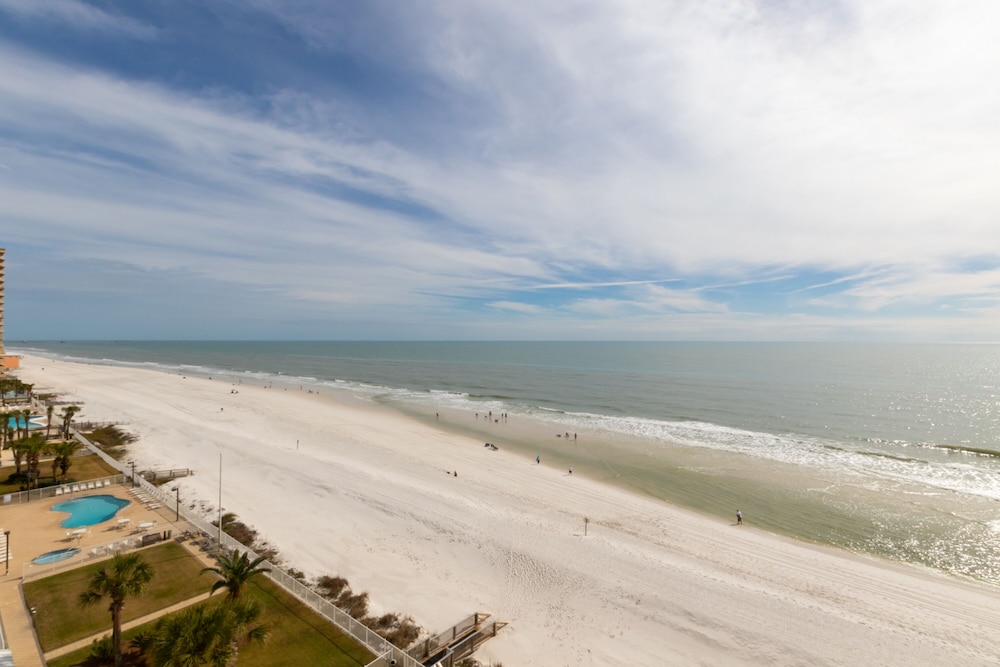 SurfSide Shores 1806 view 2
