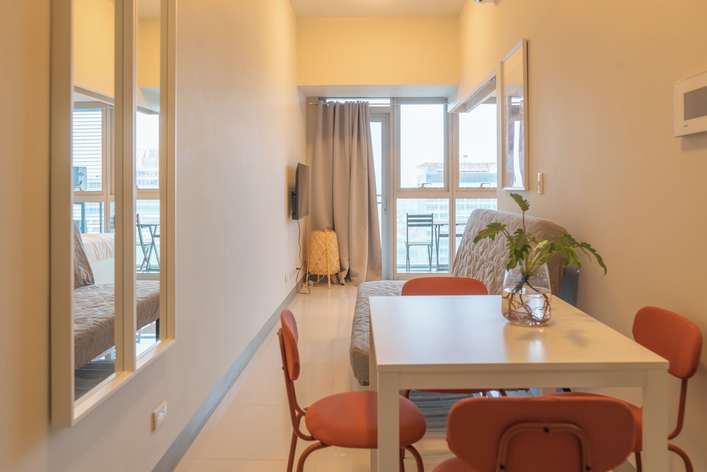 Uptown Park Suites Tower 2