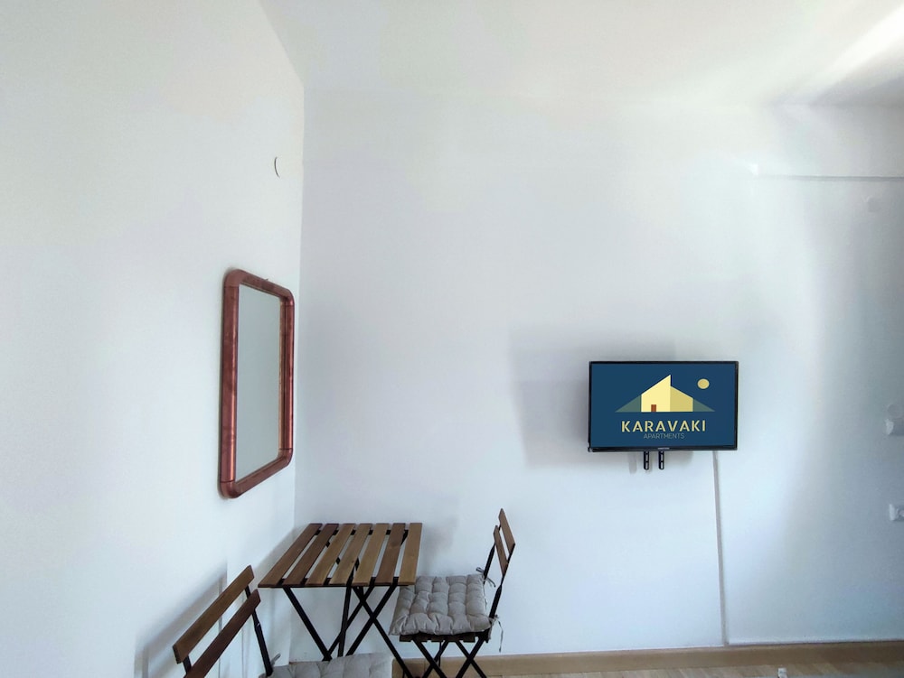 Karavaki Apartments