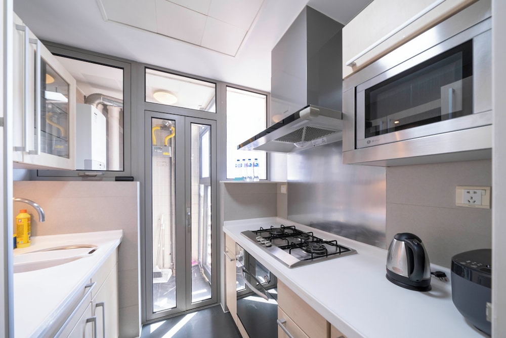 Tyms Comfortable 2BR 1BA Apt Xujiahui