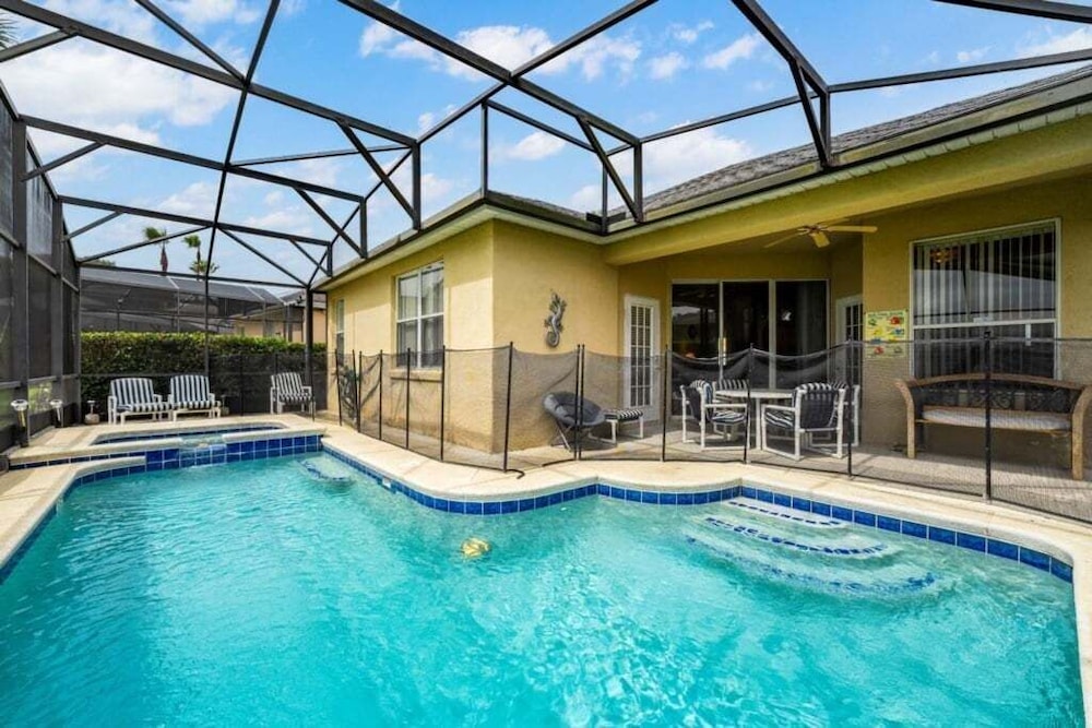 Calabay Comfort - 4br Pool & Spa Near Disney 4 Bedroom Villa