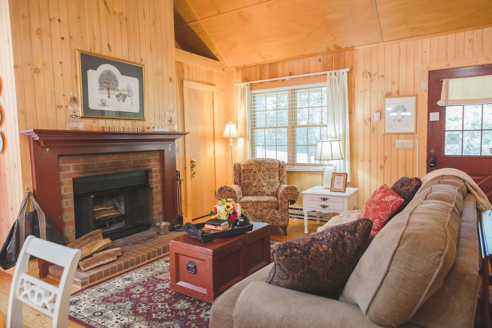 Autumn Ridge Cottages