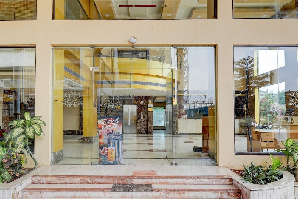 Super Townhouse Koyambedu Royal Plaza