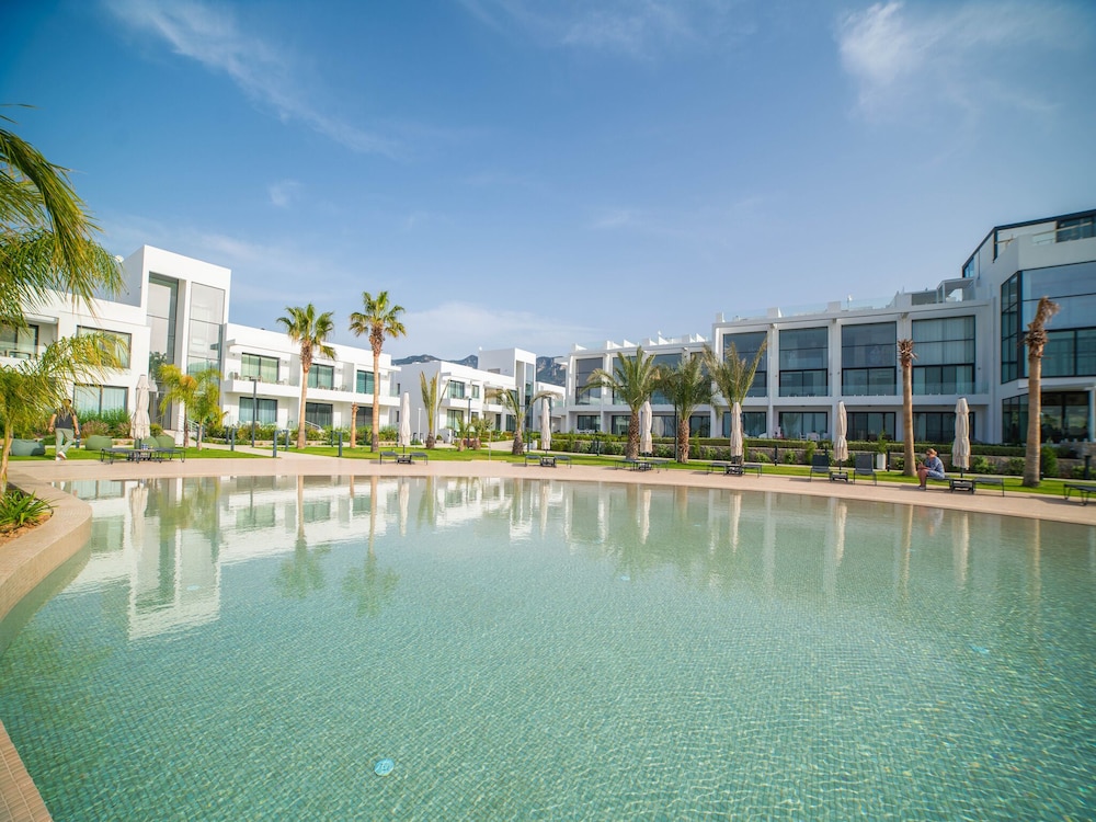 Homely and Convenient Apartment With Lovely sea View