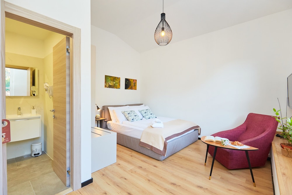 Boutique Villa Root