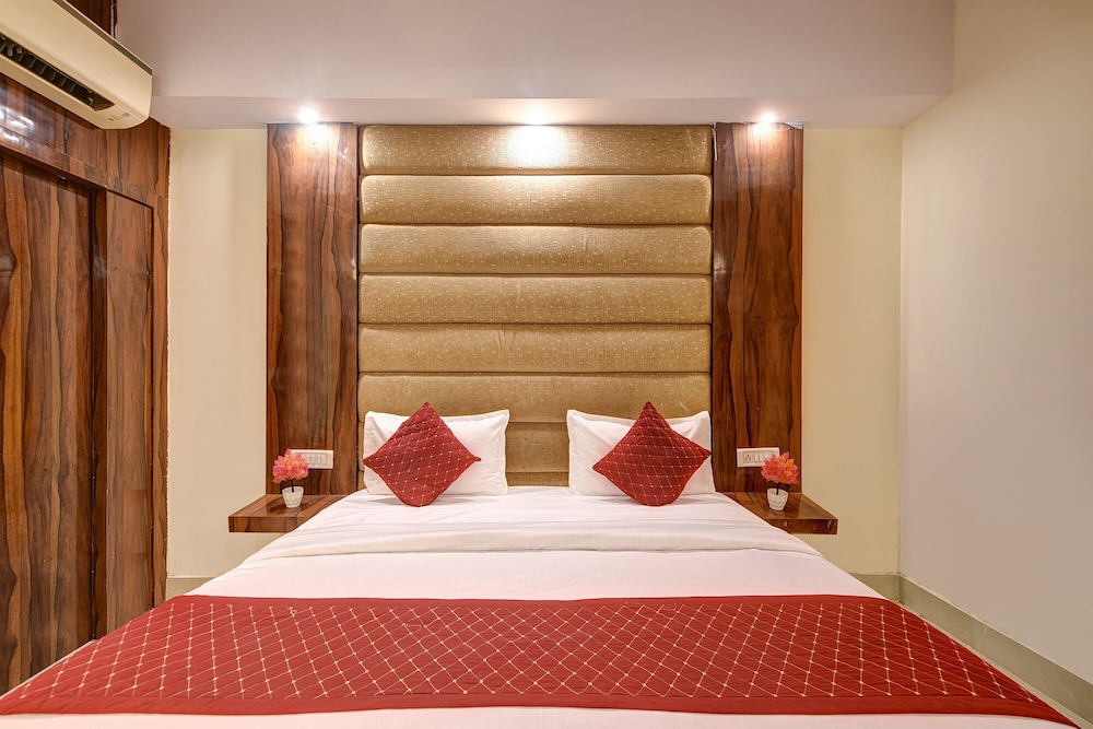 Fabhotel Golden Key Residency