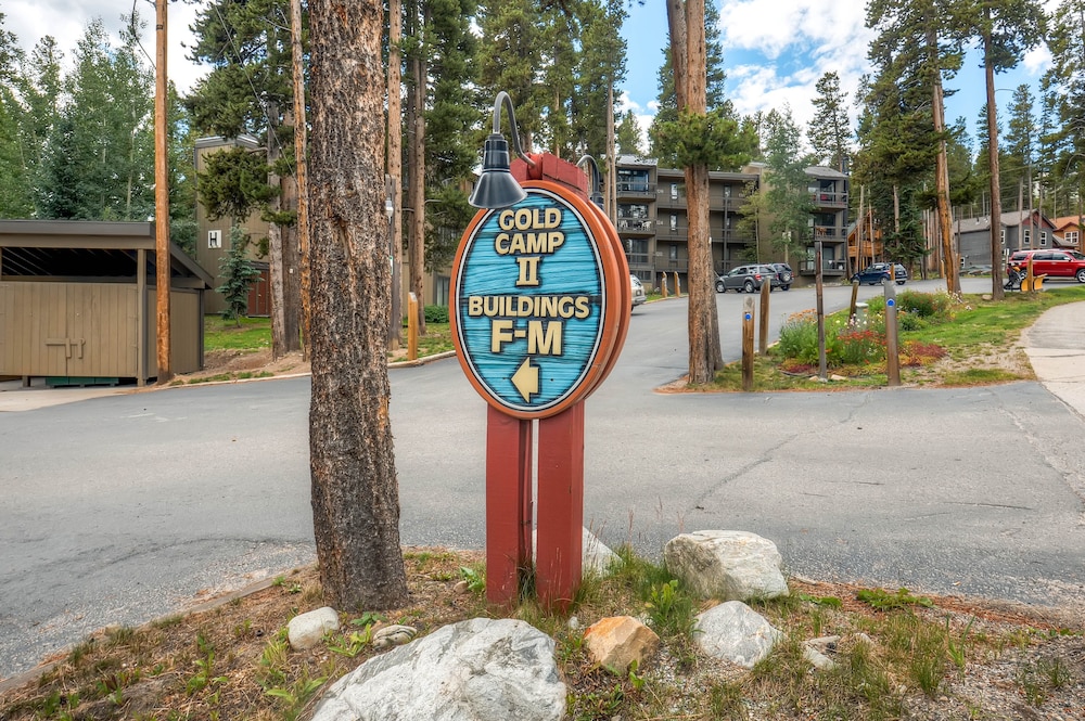 Gold Camp Condominiums by CRMR