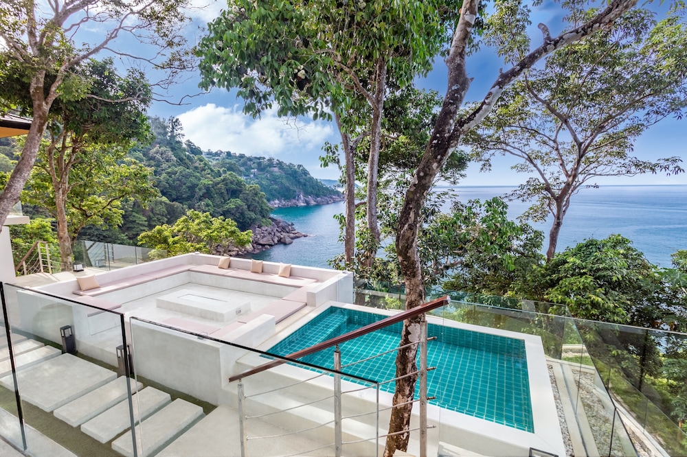 The Aquila Villa