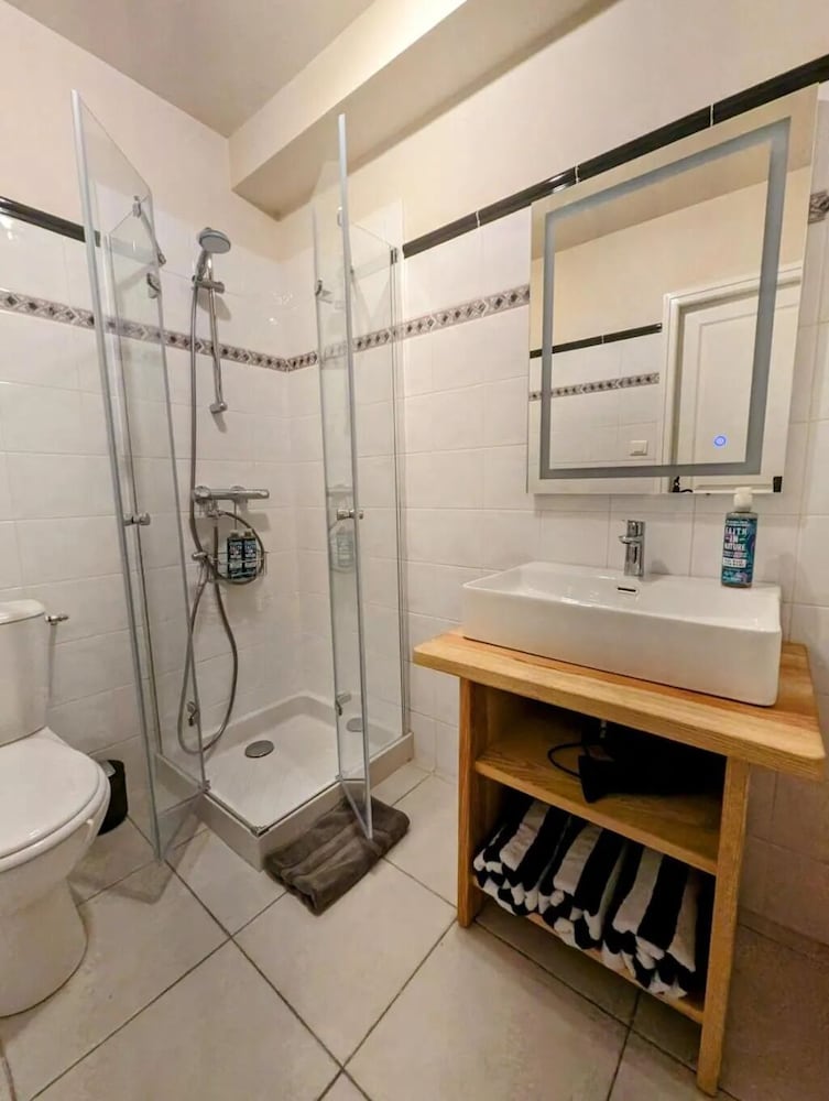 Old Presbytery Guest House
