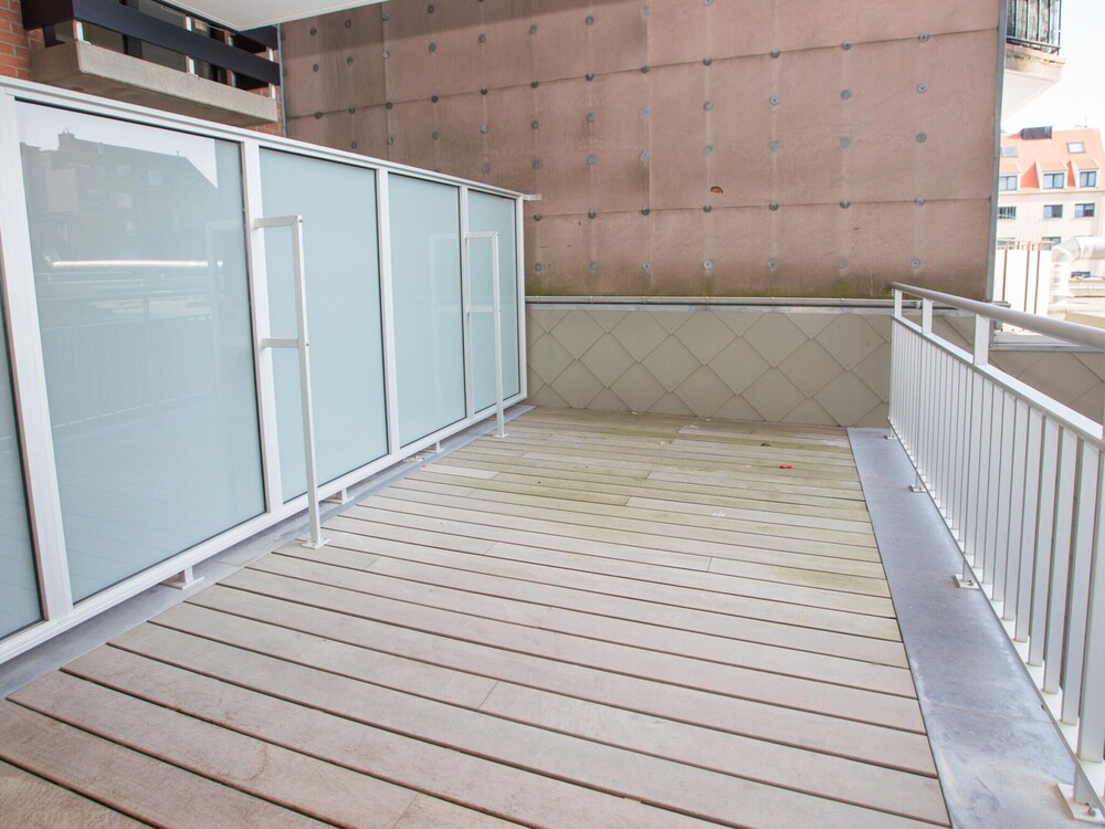 Riva Spacious and Modern With top Location